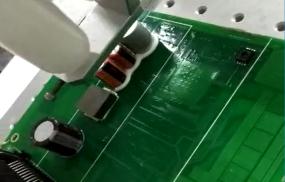 香芋點膠機(jī)--元器件固定